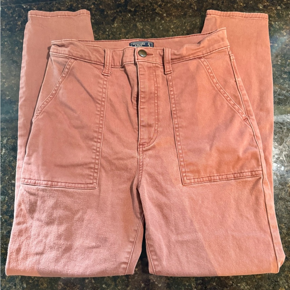 Abercrombie & Fitch Cropped Pants in Rust